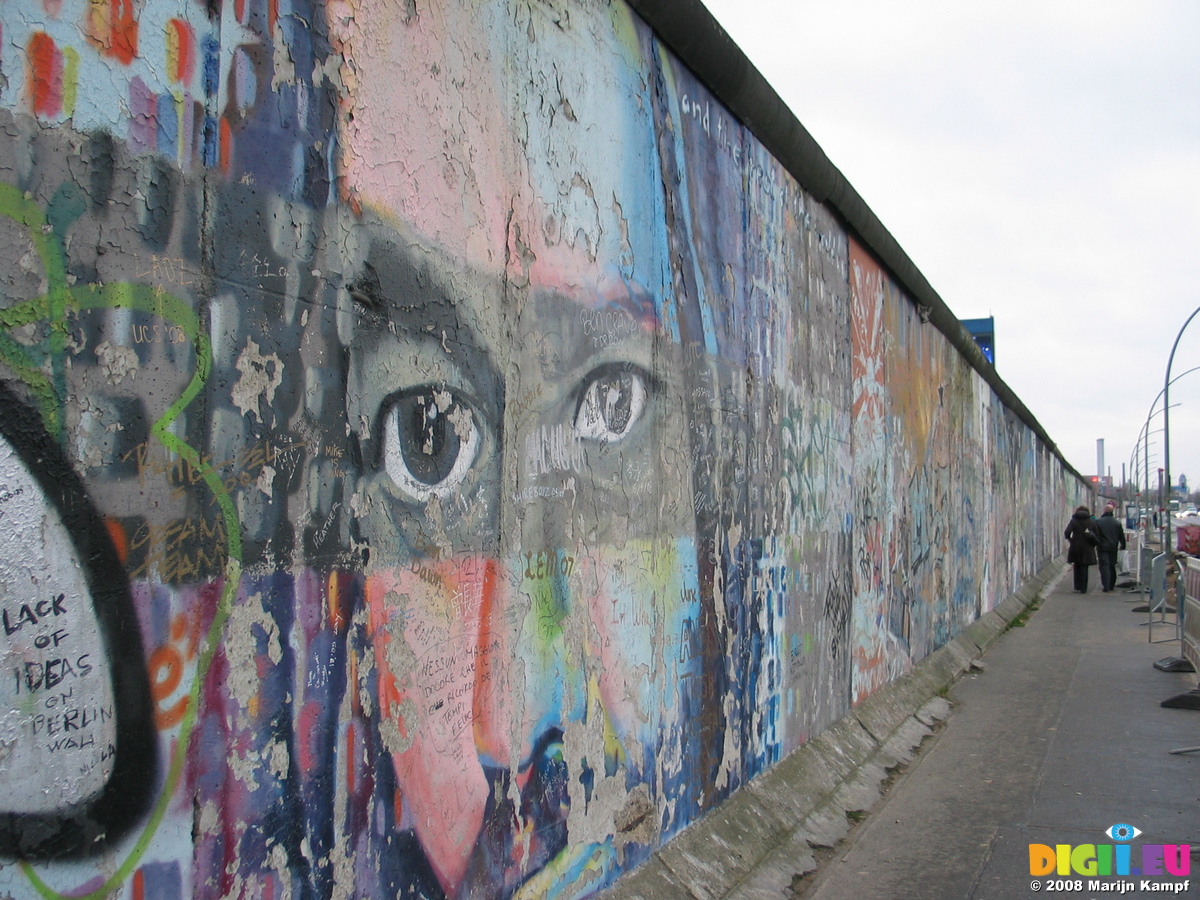 Berlin Wall Graffiti | Graffiti Sample